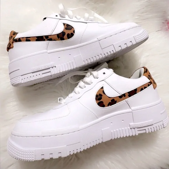 Nike Air Force 1 Low Pixel SE WMNS “White Leopard Print”  SIZE 9  LIKE NEW!! - Picture 4 of 11